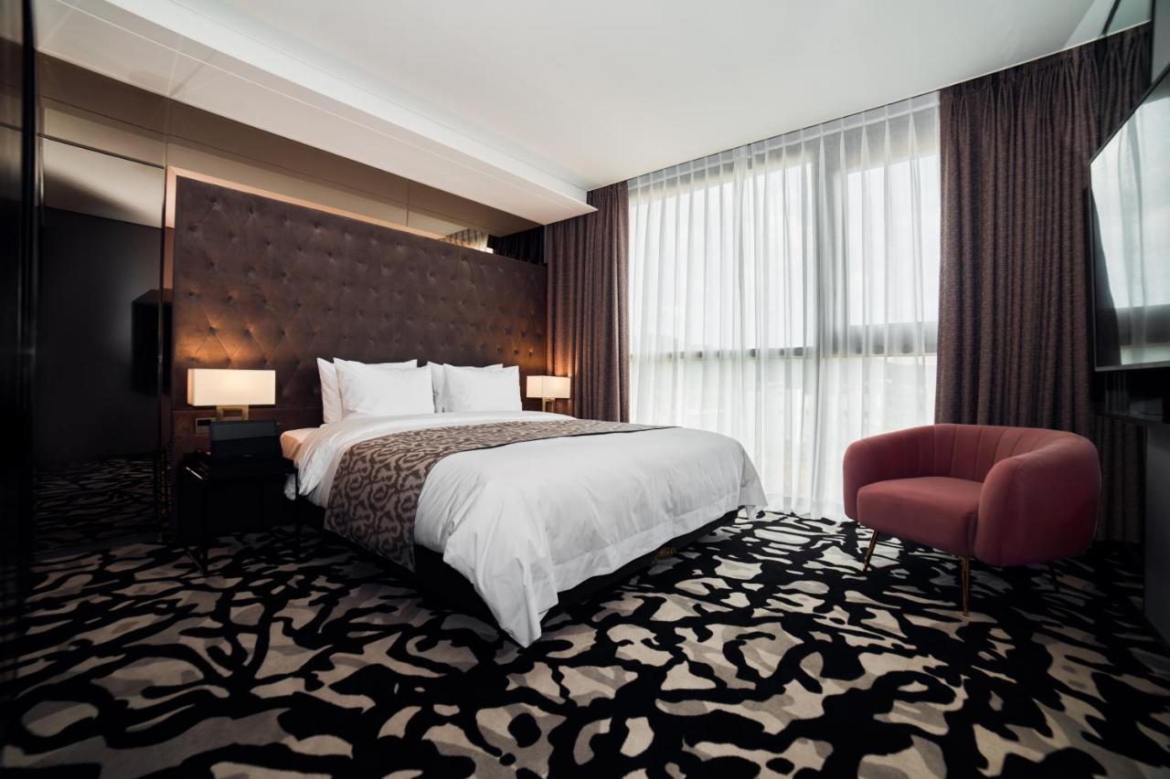 Best Louis Hamilton Hotel West Busan Exteriör bild